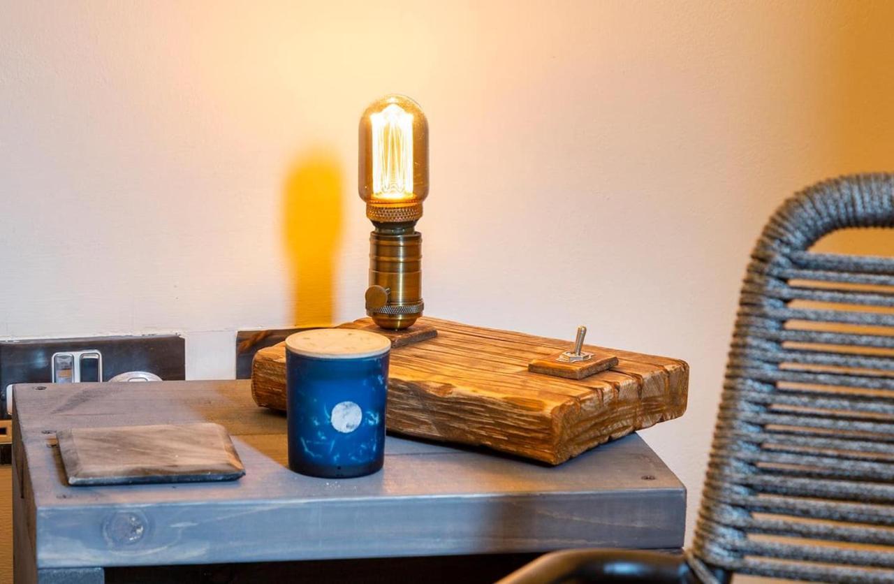 Large Boutique Harbourside Apartment - Football Table (Adults Only) 布里斯托 外观 照片